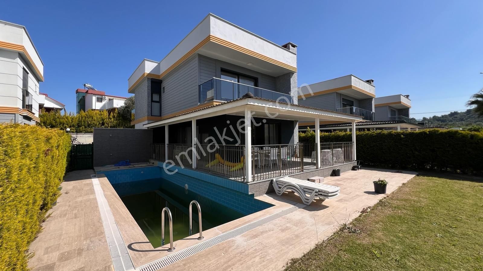 Kuşadası Yavansu Satılık Villa Kuşadası’nda 500m2 Arsa İçinde Satılık 4+1 Villa