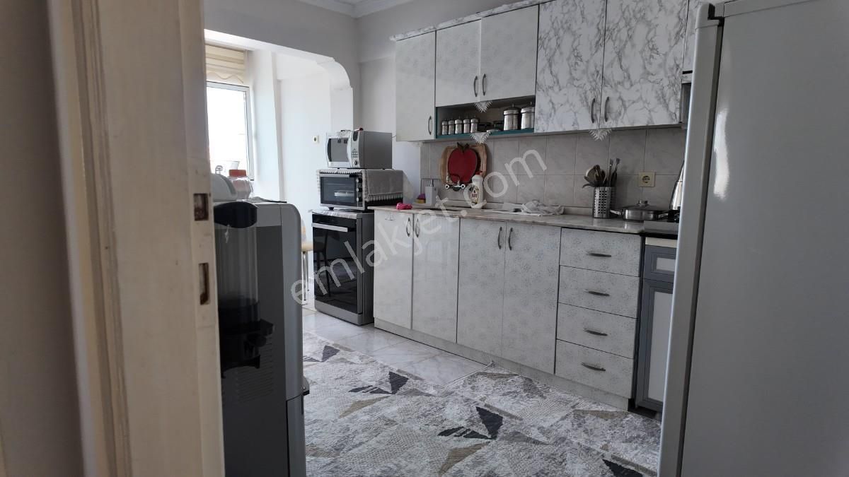 Konak Zafertepe Satılık Daire TURYAP BUCADAN 3 CEPHE 3 BALKON FULL MANZARA GENİŞ FERAH DAİRE