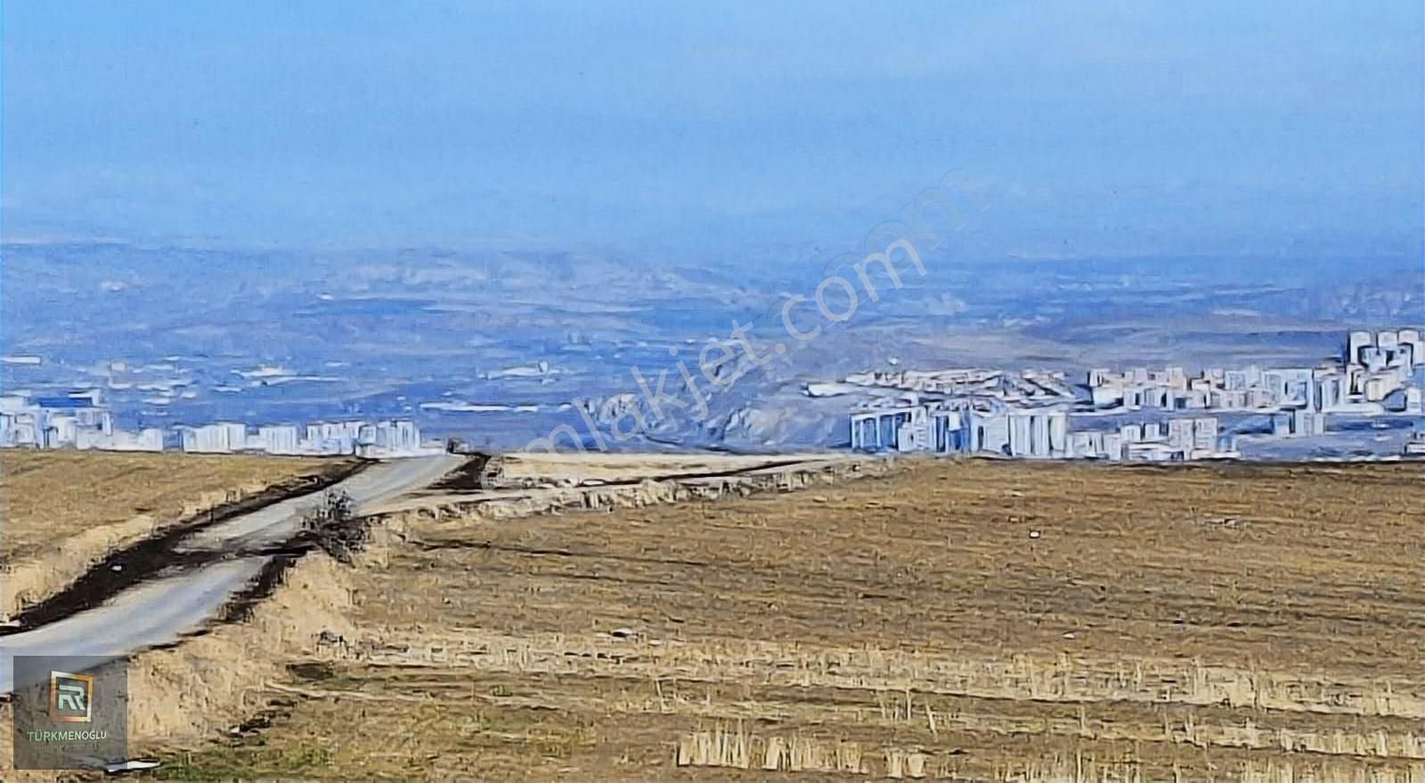 Sivas Merkez Esenyurt Satılık Tarla Esenyurt'ta 586m2 hazır bahçeler