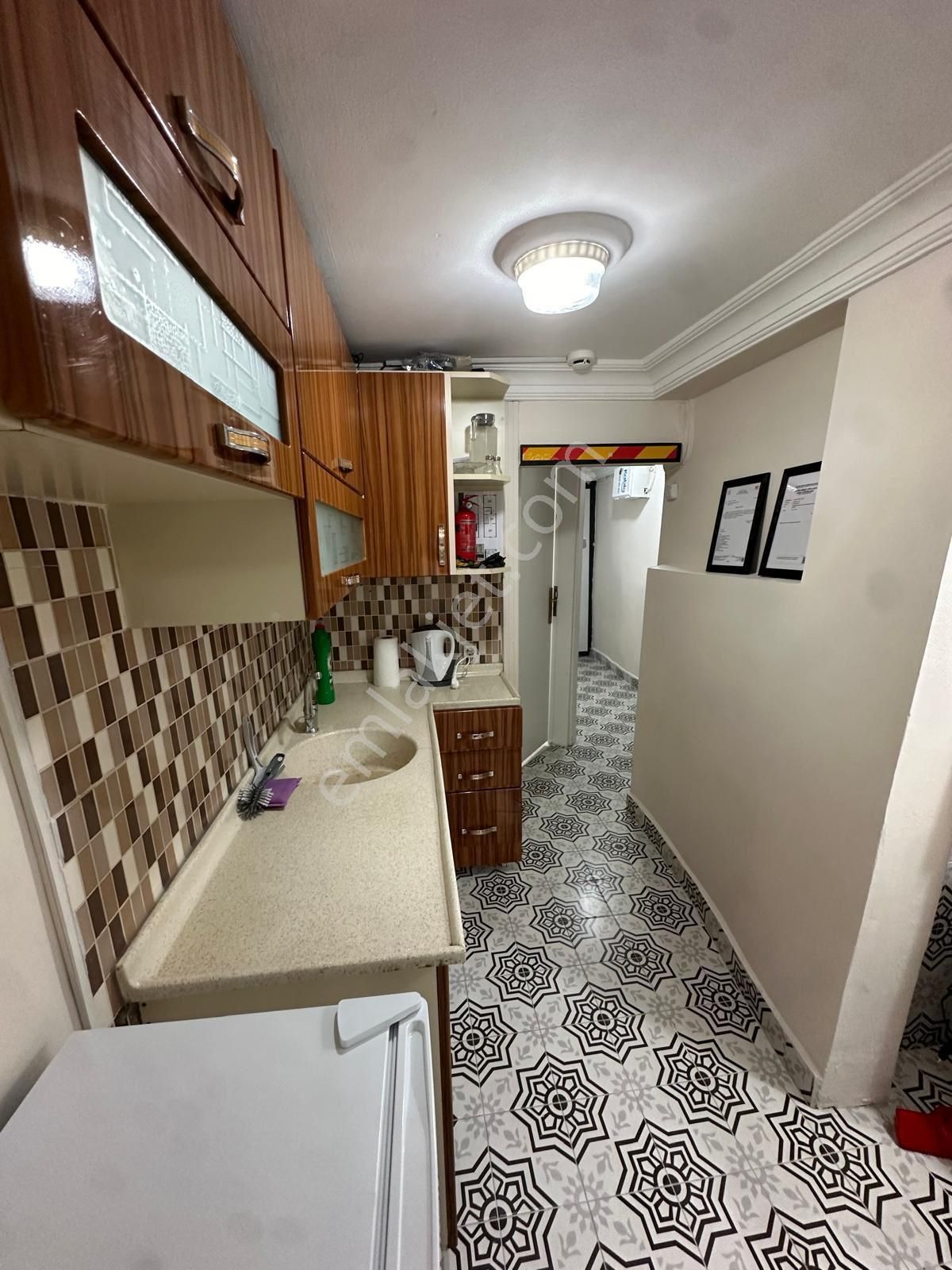 Fatih’te Airbnb Ruhsatlı Eşyalı Satılık Müstakil Ev - Görsel 12