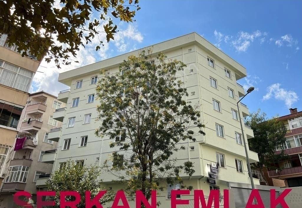 Bahçelievler Kocasinan Merkez Satılık Daire SERKAN EMLAK GAYRİMENKUL BAHÇELİEVLER MAHMUTBEY CADDESİ 2+1 85 M2 OTOPARKLI