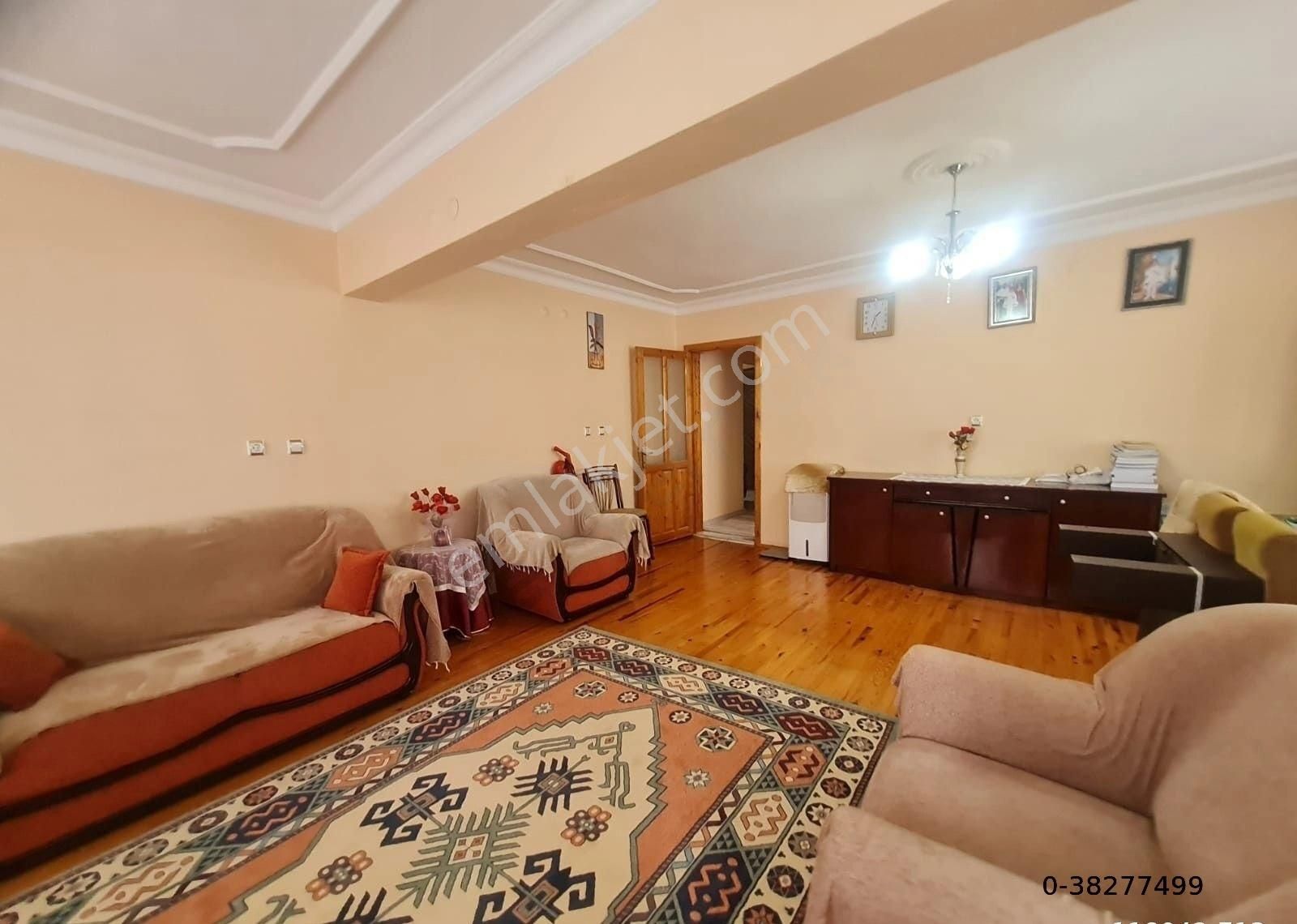 Pamukkale İstiklal Satılık Daire DENİZİ MERKEZ İSTİKLAL CADDESİ YAKINI SATILIK 165 M2 3+1 DEN 2+1 ÇEVRİLMİŞ ARA KAT DAİRE