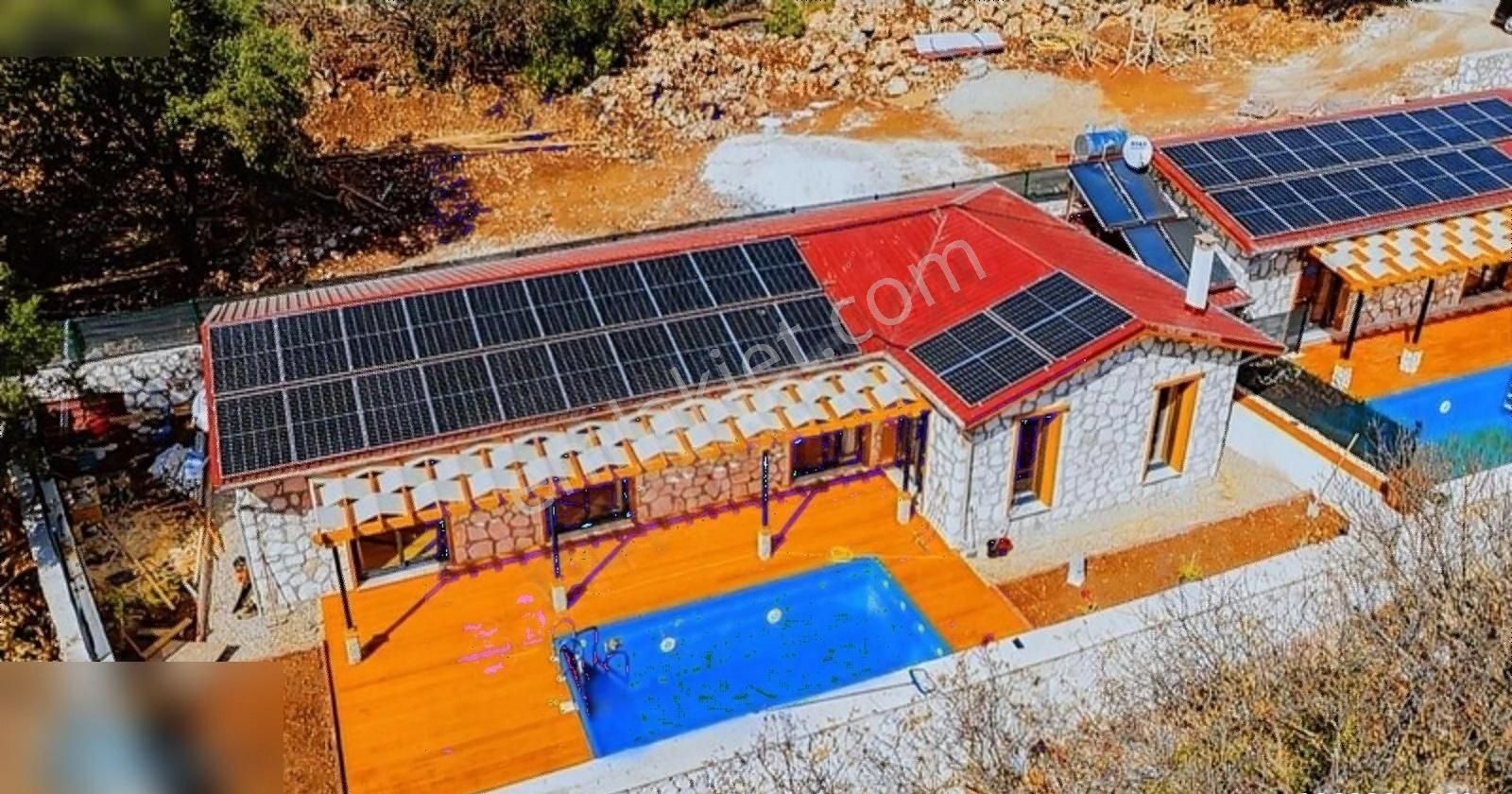 Kaş Pınarbaşı Satılık Villa Antalya Kaş Pınarbaşı'nda Eşyalı Sıfır 2 Adet Ultra Lüks Villa
