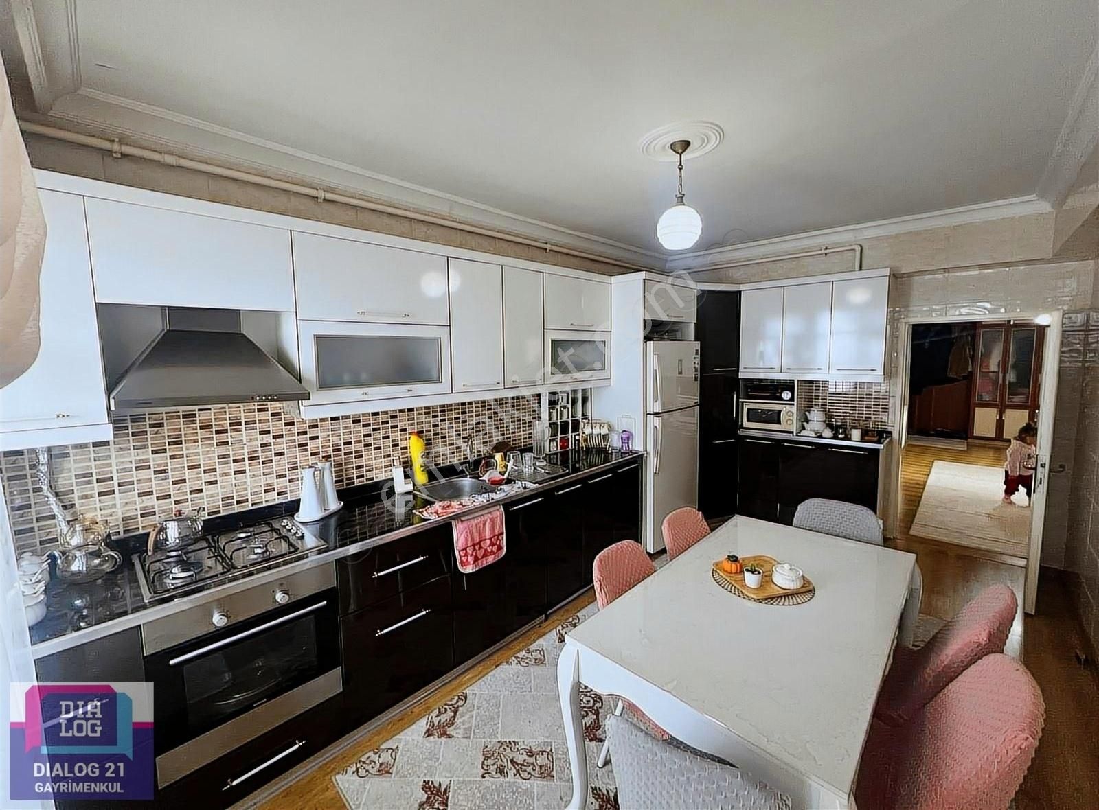 Kayapınar Medya Satılık Daire DİCLEKENT PARK MANZARALI SATILIK 3+1 DAİRE