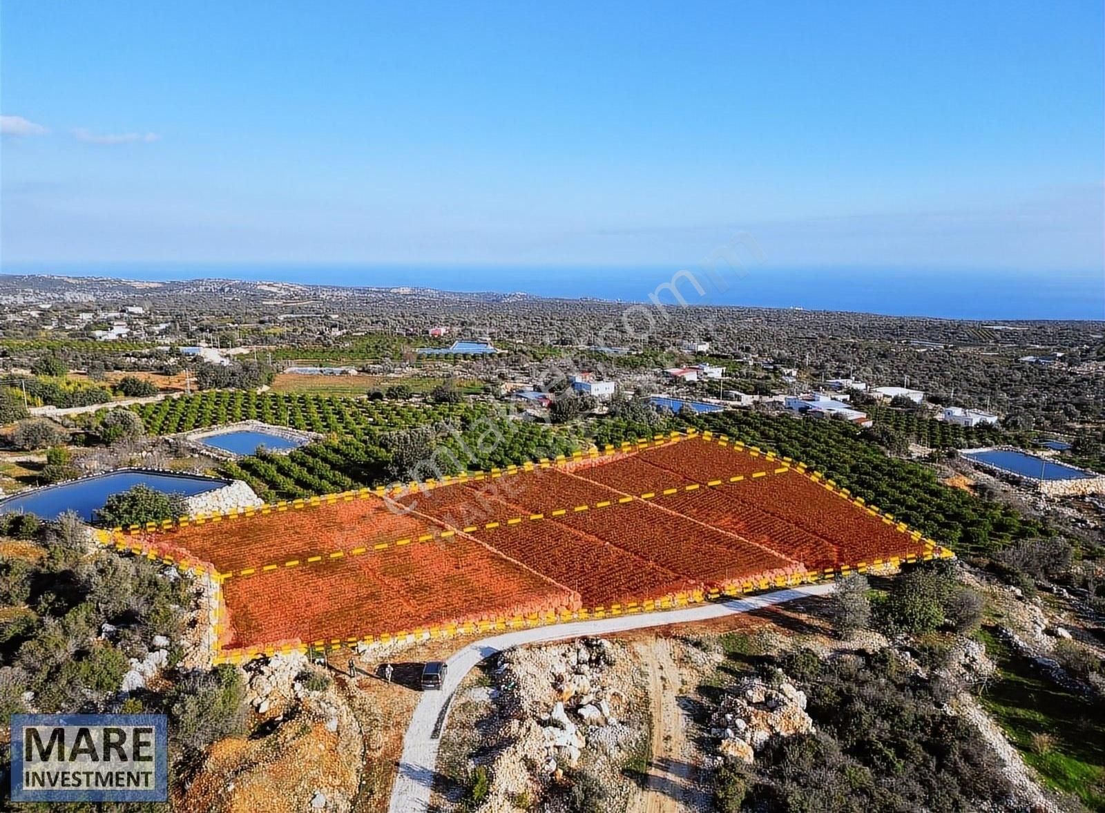 Silifke Narlıkuyu Satılık Tarla MARE'DEN NARLIKUYU ÜSTÜ TERASLI KAPANMAZ MANZARALI 5939 M2 TARLA