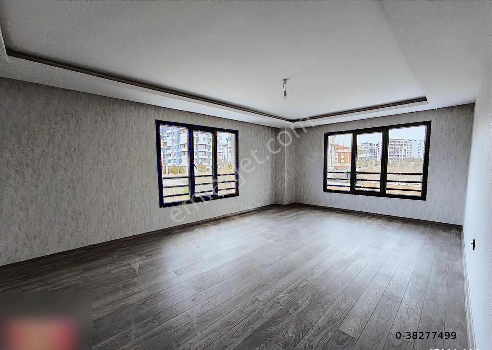 Selçuklu Parsana Satılık Daire PARSANA MAH. M1 YAKININDA SATILIK DAİRE .(4+1)