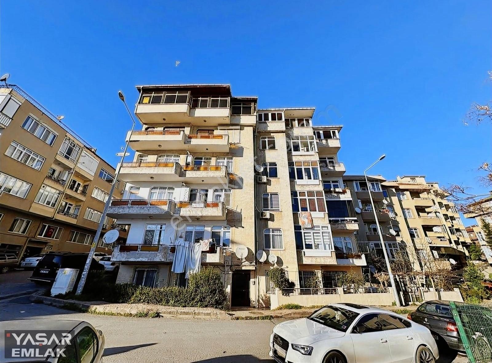 Darıca Yalı Kiralık Daire YAŞAR EMLAKTAN YALI MH.5 + 1 220 M² DENİZ MANZARALI GENİŞ DUBLEX