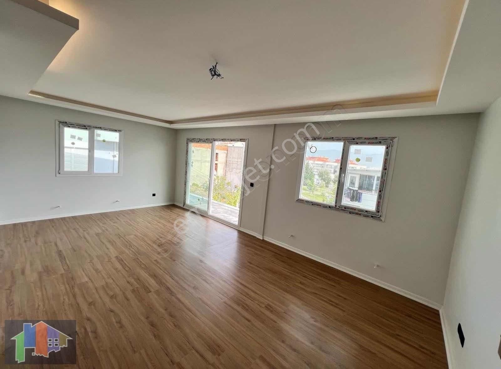 Bornova İnönü Satılık Daire TEK GAYRİMENKUL' DEN EBEVEYN BANYOLU 3 +1 SIFIR DAİRE