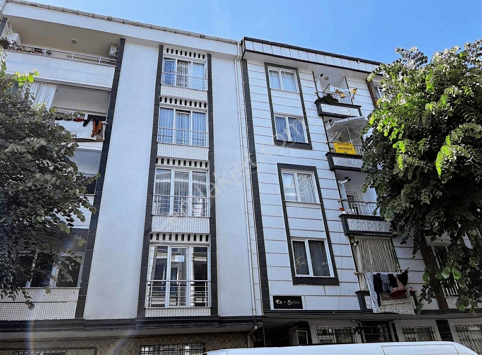 Esenyurt Orhan Gazi Satılık Daire ORHANGAZİ MAHALLESİ SATILIK DAİRE KULLANIŞLI 2+1 90 M2