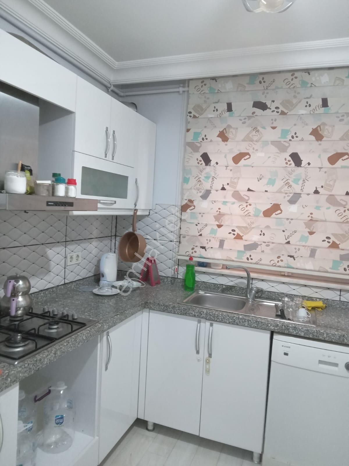 Beykoz Kavacık Satılık Daire  KAVACIK MERKEZDE 110 M 2+1 GİRİŞ KATI DAİRE