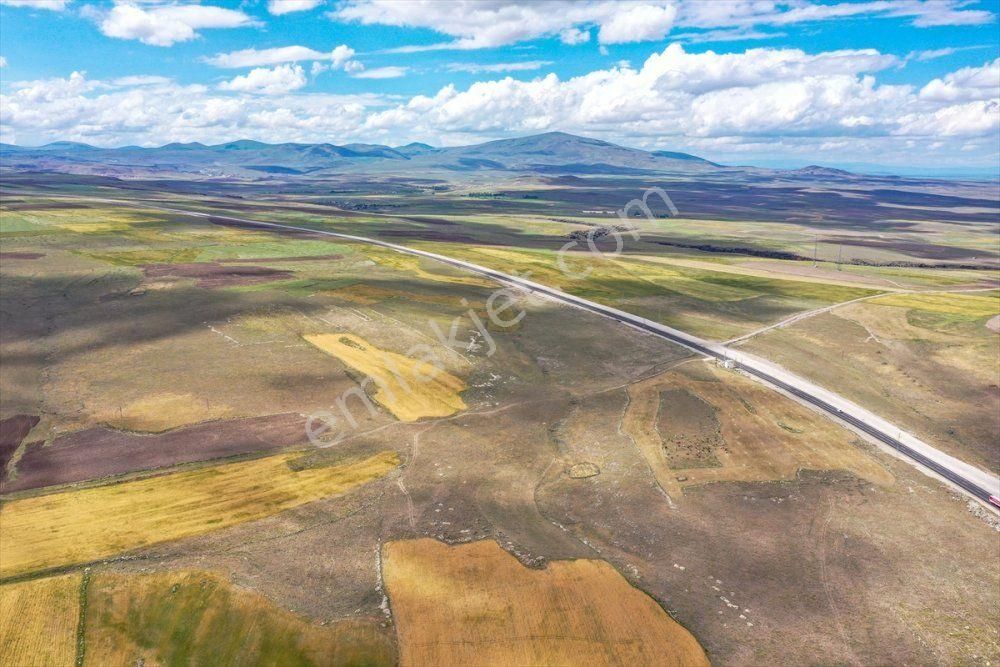 Erdek Harmanlı Satılık Tarla  BALIKESİR-ERDEK-HARMANLI'DA 11 DÖNÜM DENİZE YAKIN LOKASYONDA TARLA 10.000.000 TL.