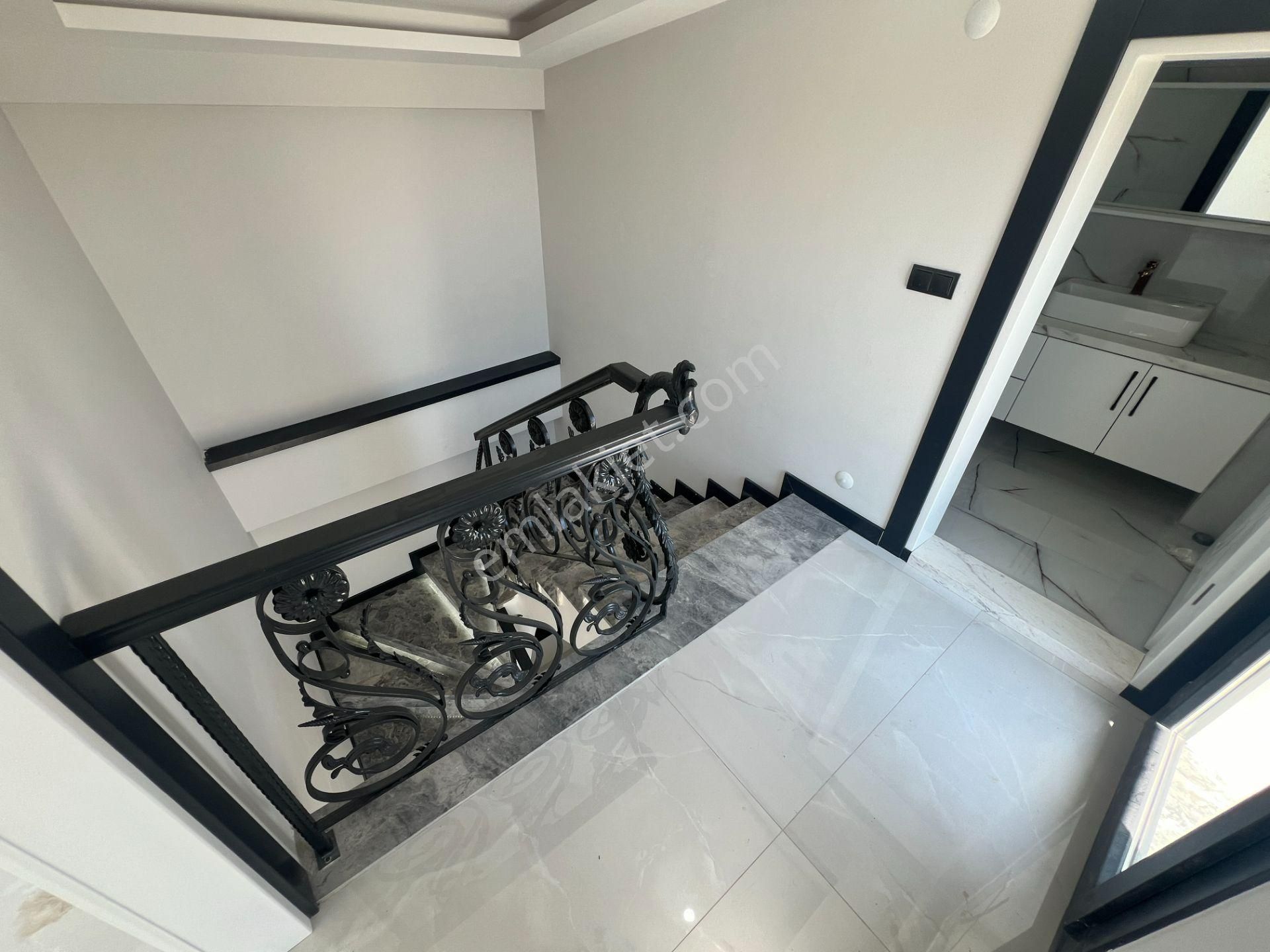 🩷cemre Emlaktan Güre Bölgesinde Satılık Deniz Manzaralı Sıfır Villa🩷 - Görsel 17