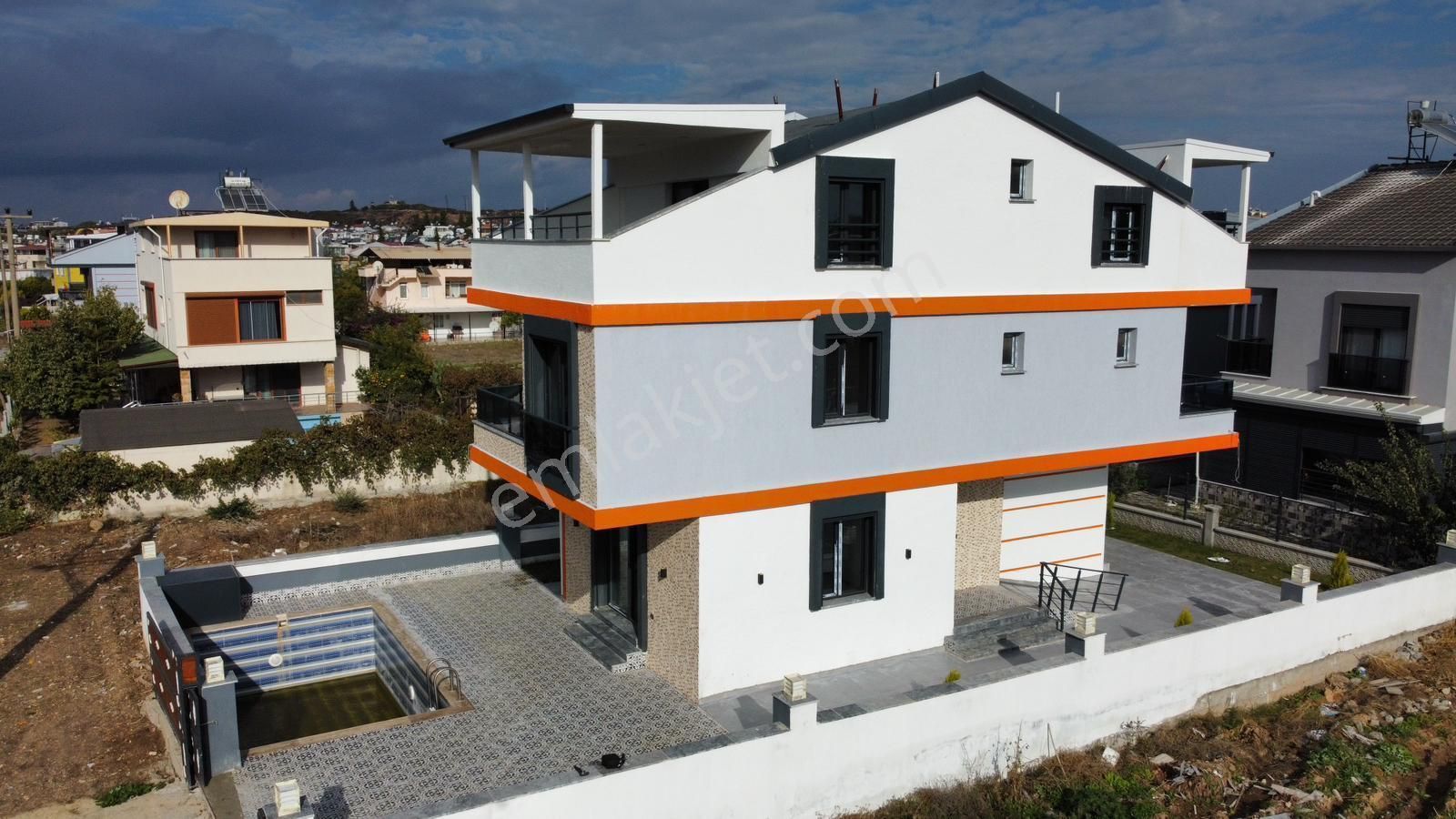 Didim Hisar Satılık Müstakil Ev  AYDIN DİDİMDE 285 M2 ARSA İÇERİSİNDE 5+1 AYRI MUTFAKLI TERASLI HAVUZLU TAM MÜSTAKİL VİLLA SATILIK