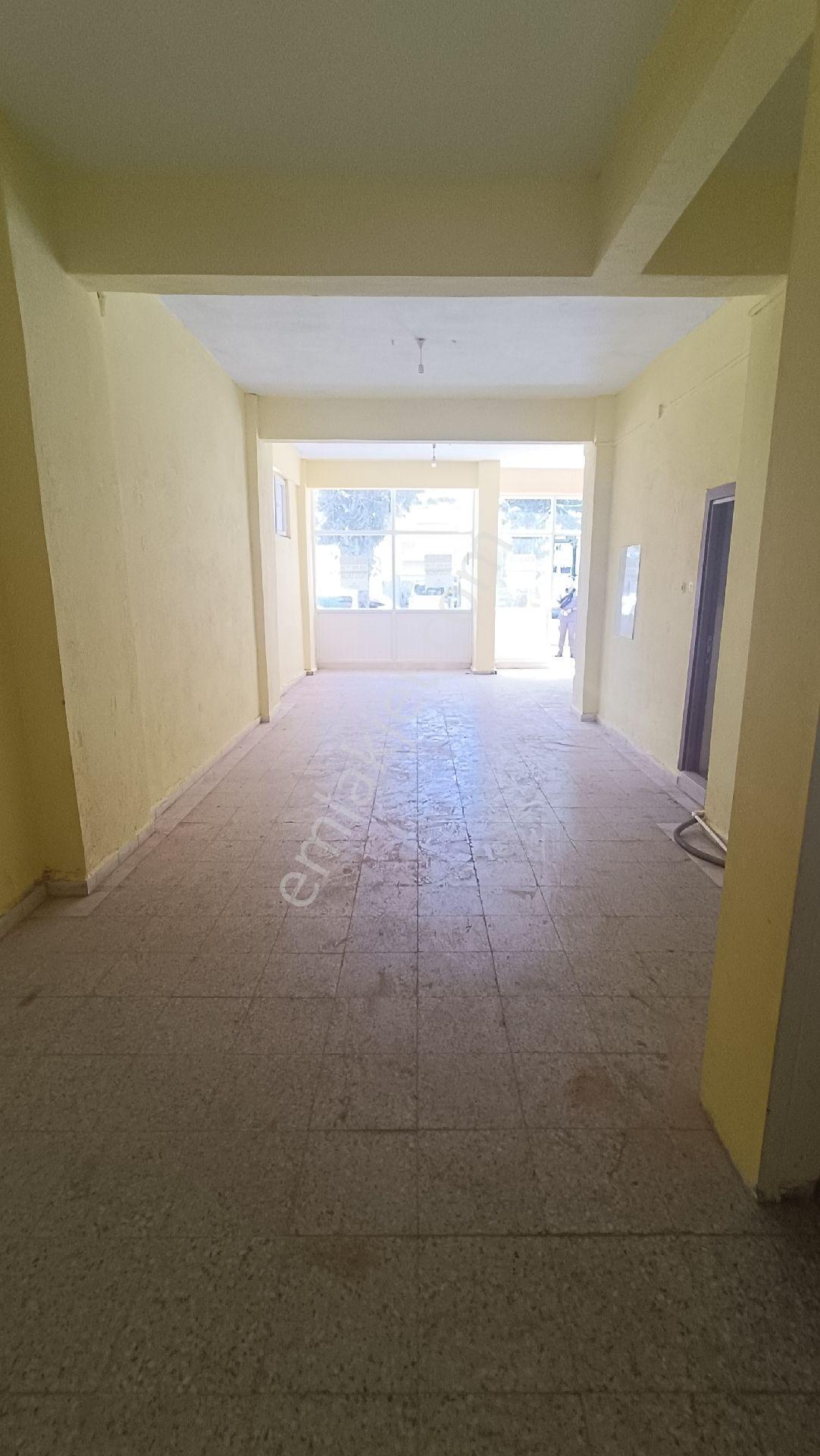 Körfez Kuzey Mh .85 M² Kiralık Dükkan - Görsel 32