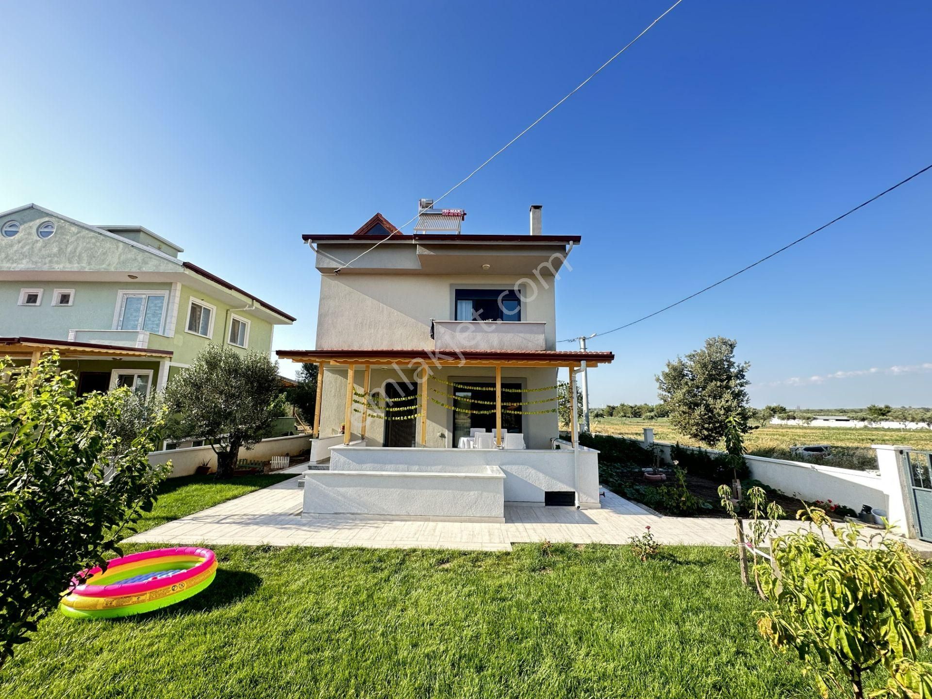 Ezine Geyikli Bld. (Cumhuriyet) Satılık Villa  Çanakkale Geyikli'de Satılık Villa