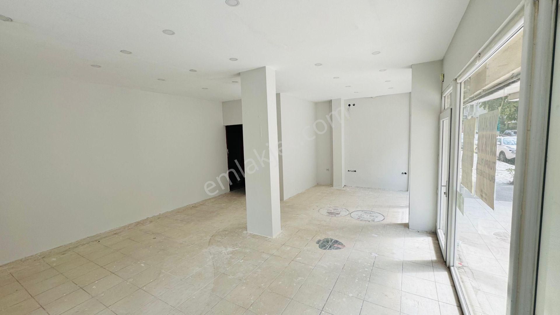 Buca Tıp Merkezi Yanında Merkezi Konumda Satılık Dükkan - Görsel 4