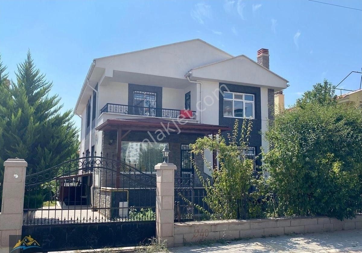 Polatlı Şehitlik Satılık Villa Şehitlik Mahallesinde Villa