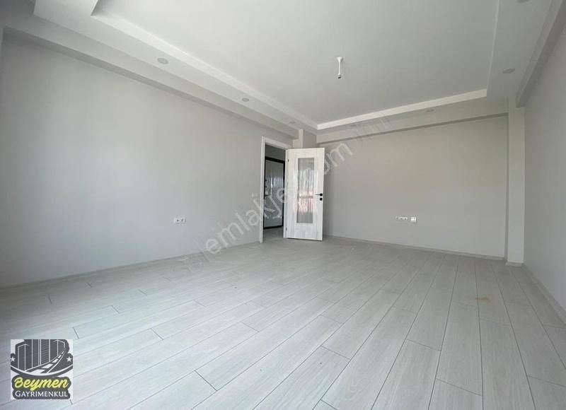 Tepebaşı Çamlıca Satılık Daire ÇAMLICA MAHALLESİ CADDE ÜZERİ MÜKEMMEL MANZARALI 3+1 LÜX DAİRE