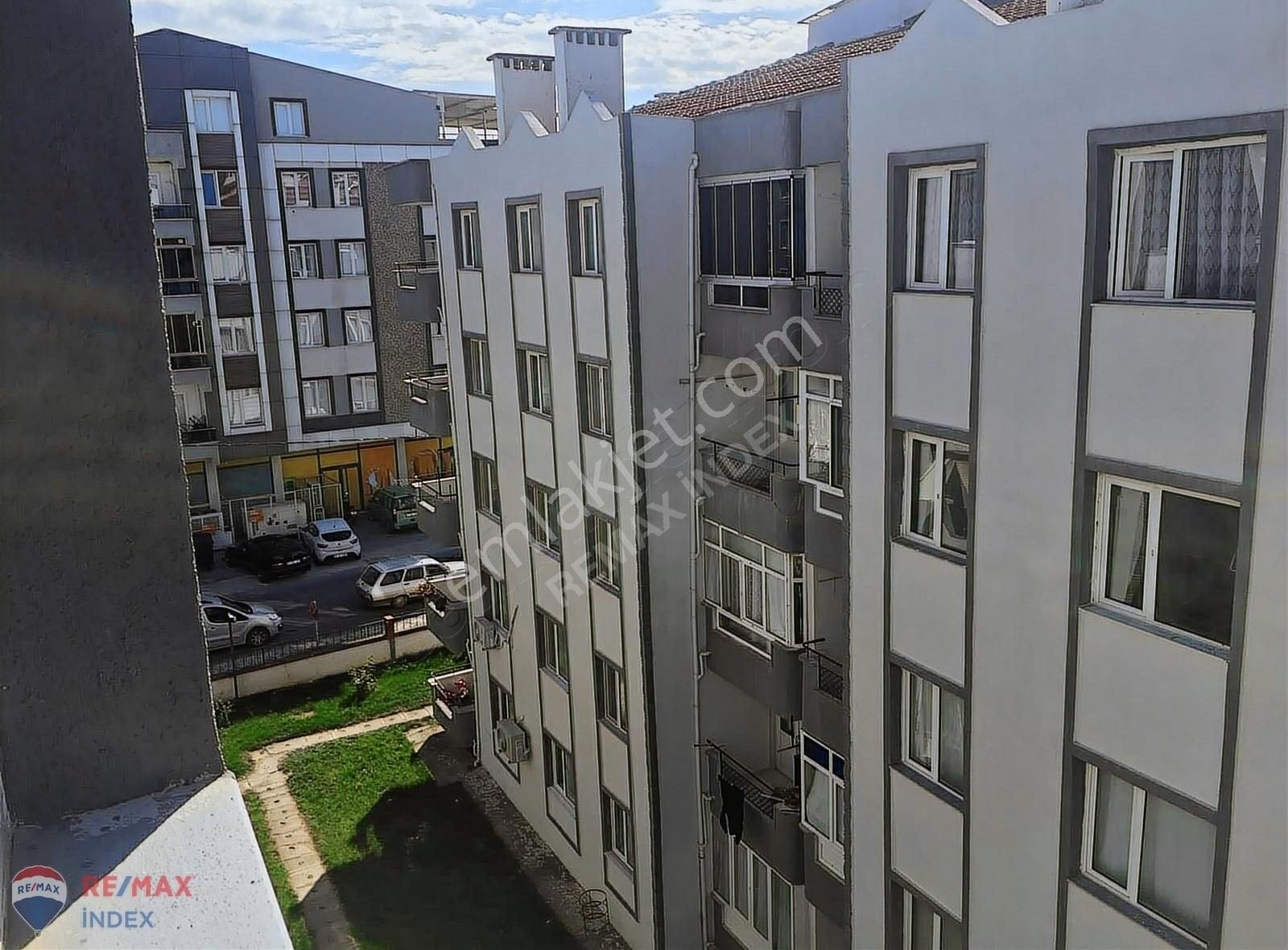 Lapseki Gazi Süleyman Paşa Satılık Daire ÇANAKKALE,LAPSEKİ'DE SİTE İÇERİSİNDE SATILIK DAİRE