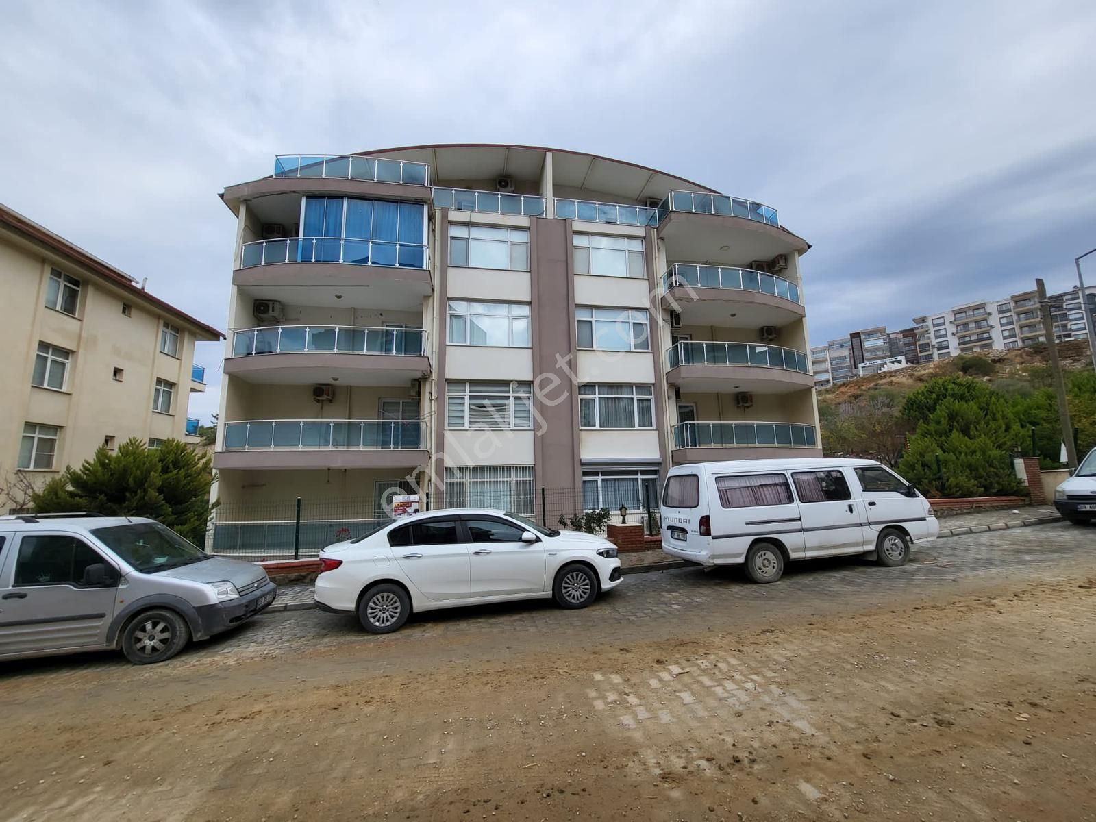 Kuşadası Değirmendere Satılık Daire  MANOR'DAN KUŞADASINDA YABANCIDAN SATILIK ÇATI DUBLEX DAİRE