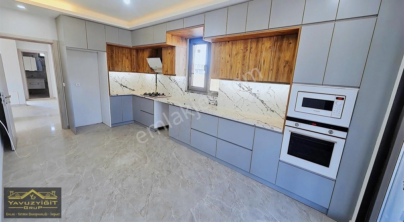 Karasu Aziziye Satılık Villa Karasuda 4+1 Müstakil Villa 300 m2