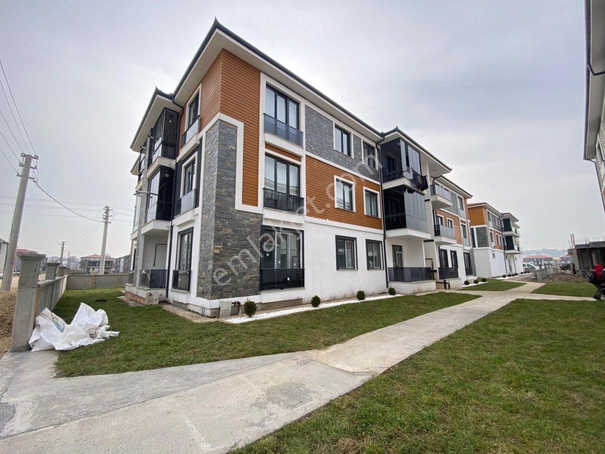 Arifiye Fatih Satılık Daire REMAX MAVİ ÖMER İNAN'DAN FATİH MAH. KOMBİLİ 3+1 SATILIK SIFIR ARA KAT DAİRE