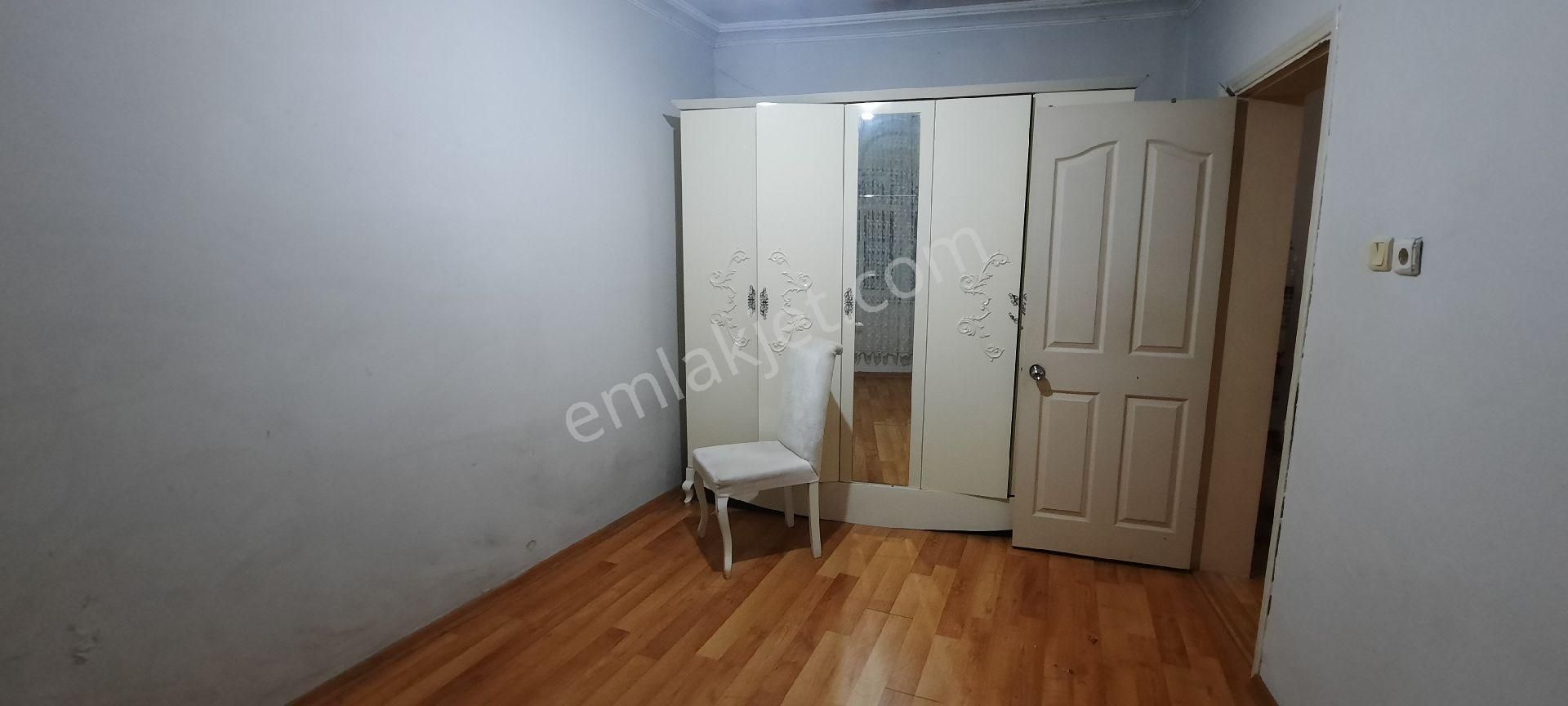 Eyüpsultan İslambey Kiralık Müstakil Ev  eyüpsultanda  merkezi konumda kiralık müstakıil ev