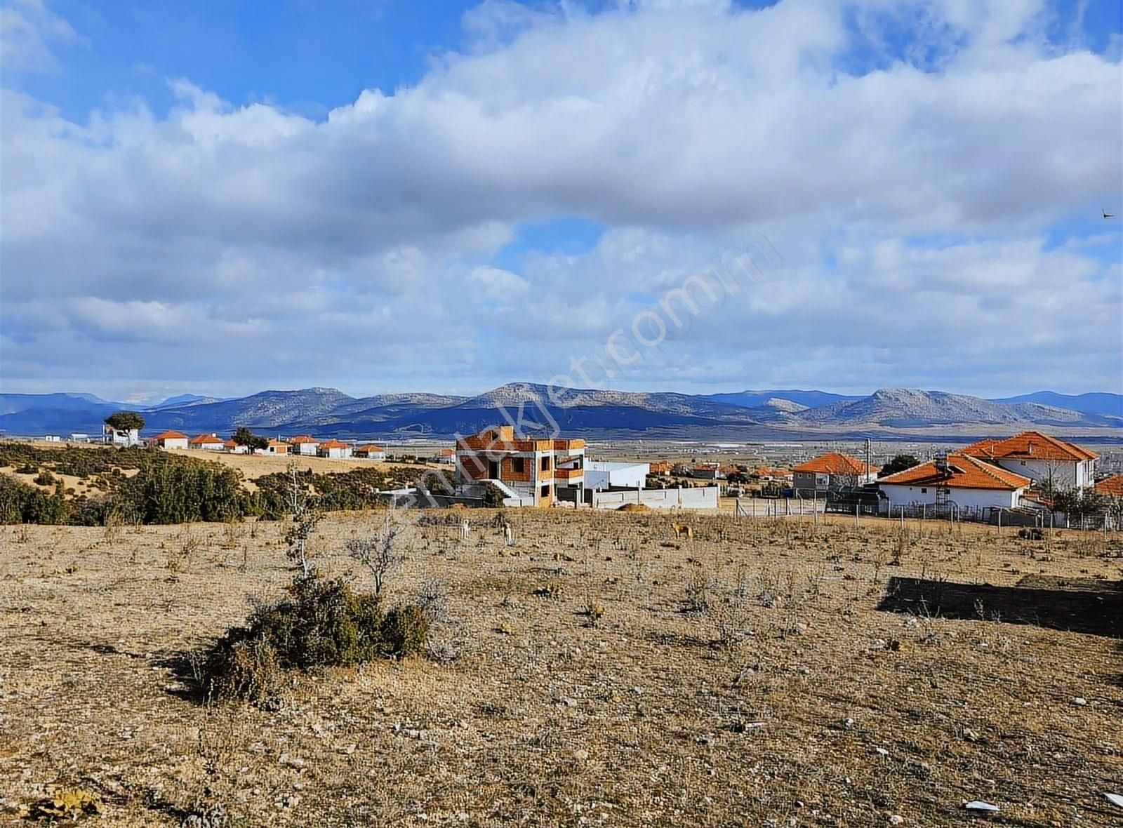 Korkuteli Yeşilyayla Satılık Villa İmarlı ALİ YILDIRIM'DAN YAZLIKÇILARIN RAĞBET ETTİĞİ BÖLGEDE İMARLI ARSA