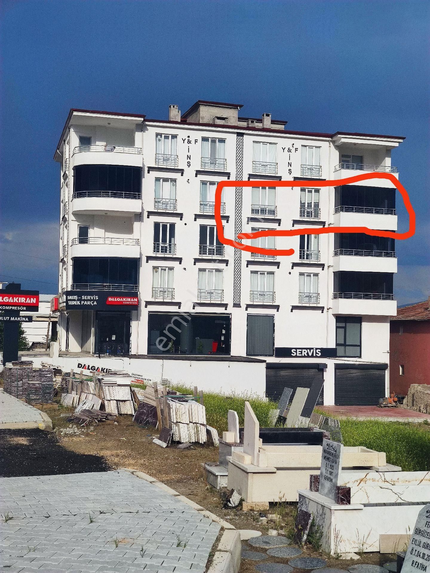 Elazığ Merkez Yazıkonak Bld. (Sanayi) Satılık Daire yazıkonak ta yurtbaşı yol üstünde 3 senelik hasarsız daire 3++1