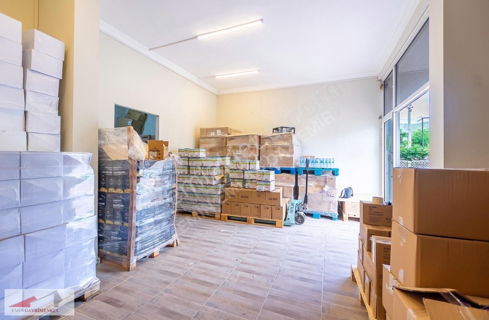Emin'den 75 M² Wc'li Yüksek Tavanlı Yatırıma Uygun İşyeri - Görsel 3