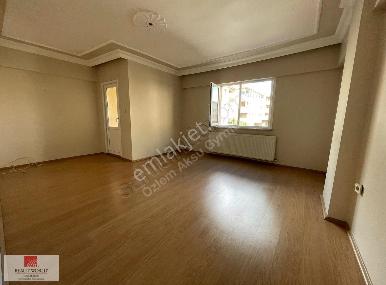 Çekmeköy Mimar Sinan Kiralık Daire ÖZLEM AKSU..VURALKENT SİTESİ GENİŞ 3+1 KİRALIK ARAKAT DAİRE