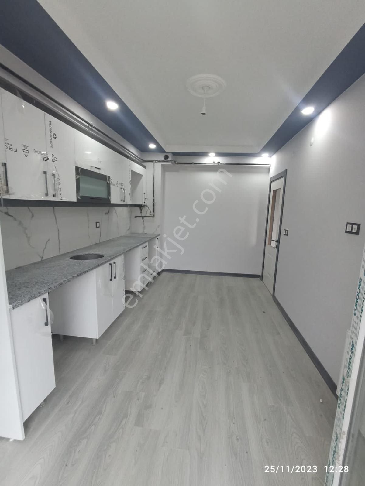 Tepebaşı Zafer Satılık Daire  ZAFER MH KÖŞE ÖZEL GARAJ+KOMBİ+ANKASTRE 130M² SATILIK 3+1 BK-38