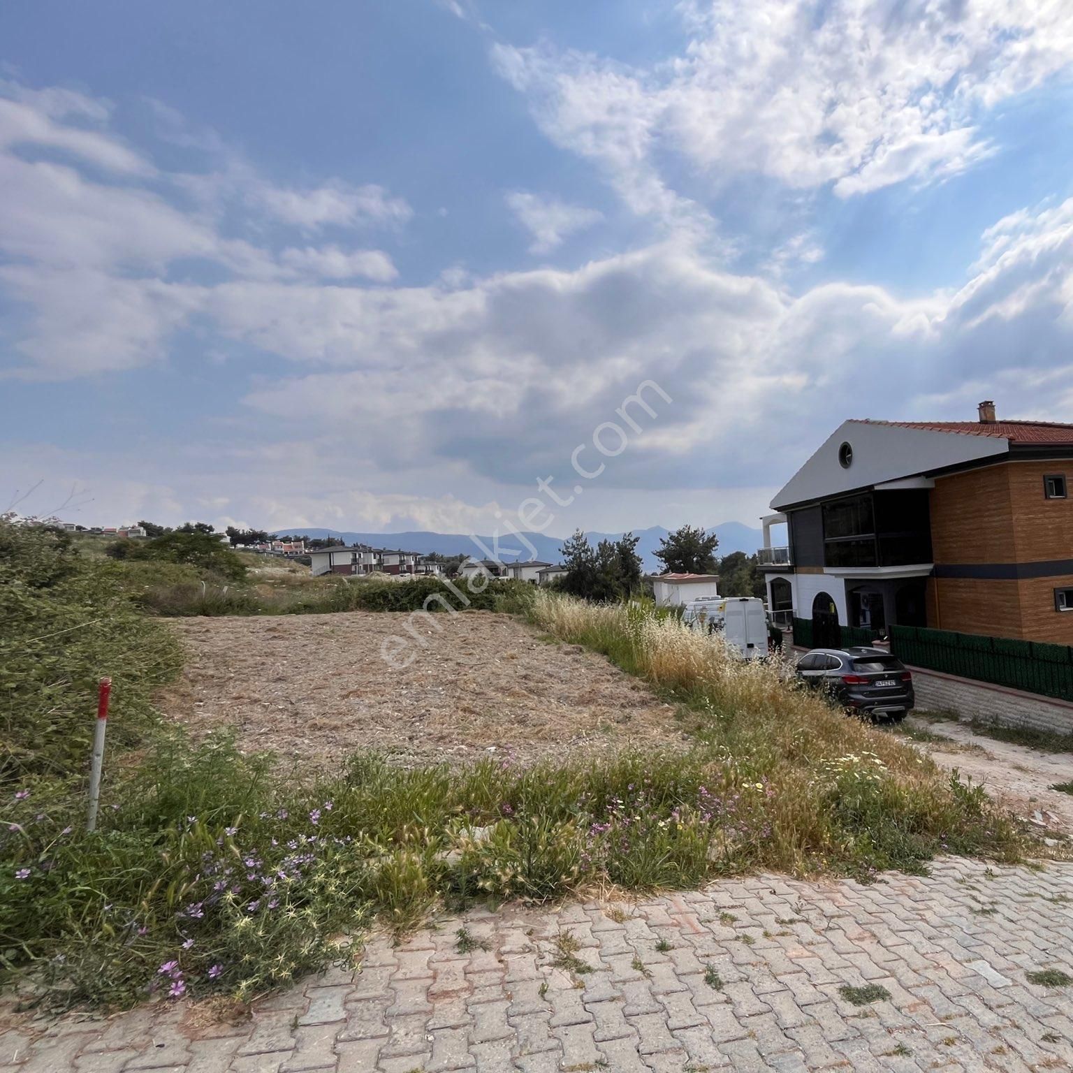 Kuşadası Soğucak Satılık Villa İmarlı Kuşadası Soğucakta Harika Deniz Manzaralı Villa Arasası (2 Adet Müstakil Villa Giriyor)