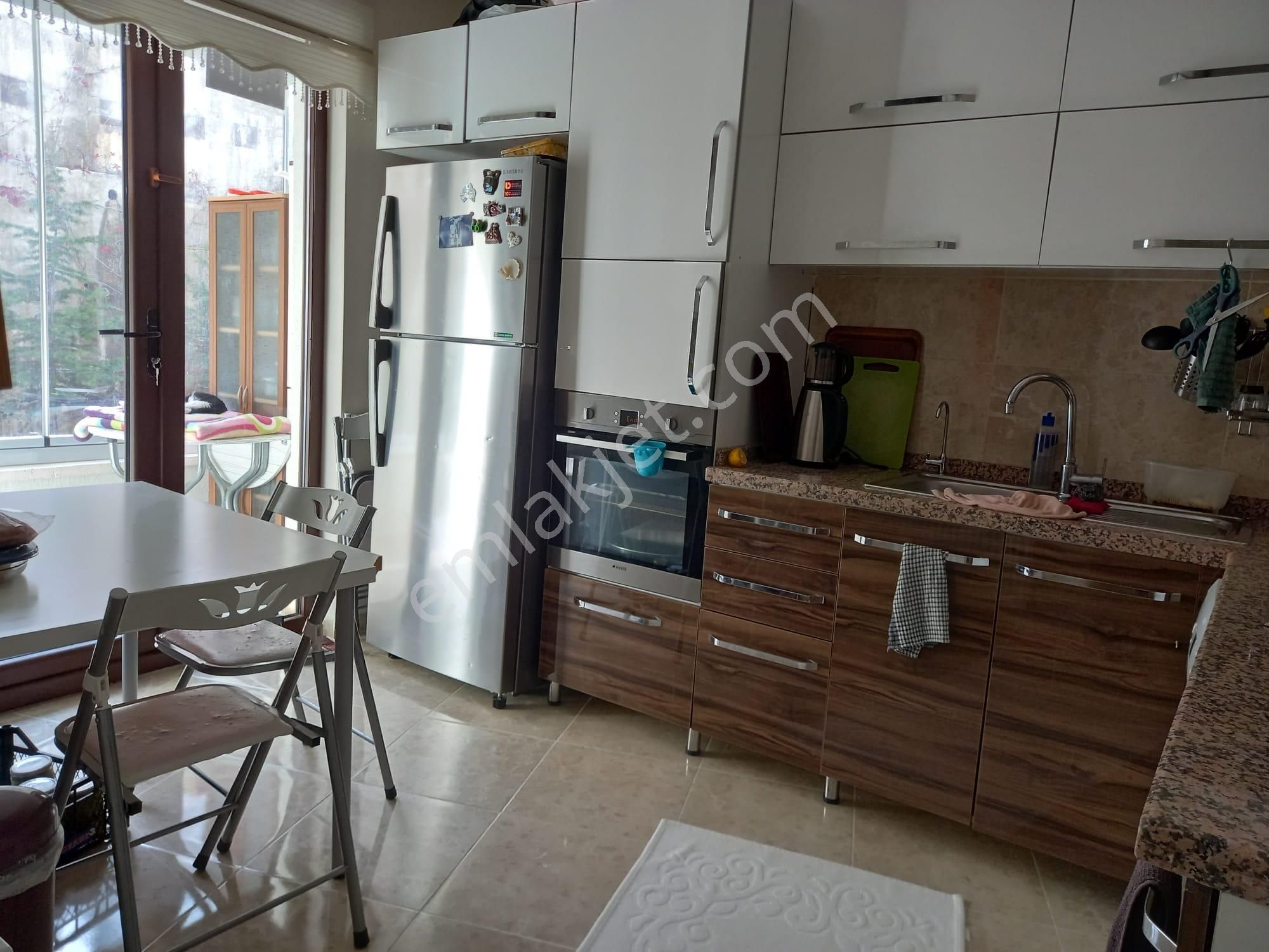 Çankaya Malazgirt Kiralık Daire  ÇANKAYA MALAZGİRT MAHALLESİNDE FULL EŞYALI TEMİZ 3+1 KİRALIK DAİRE !!!