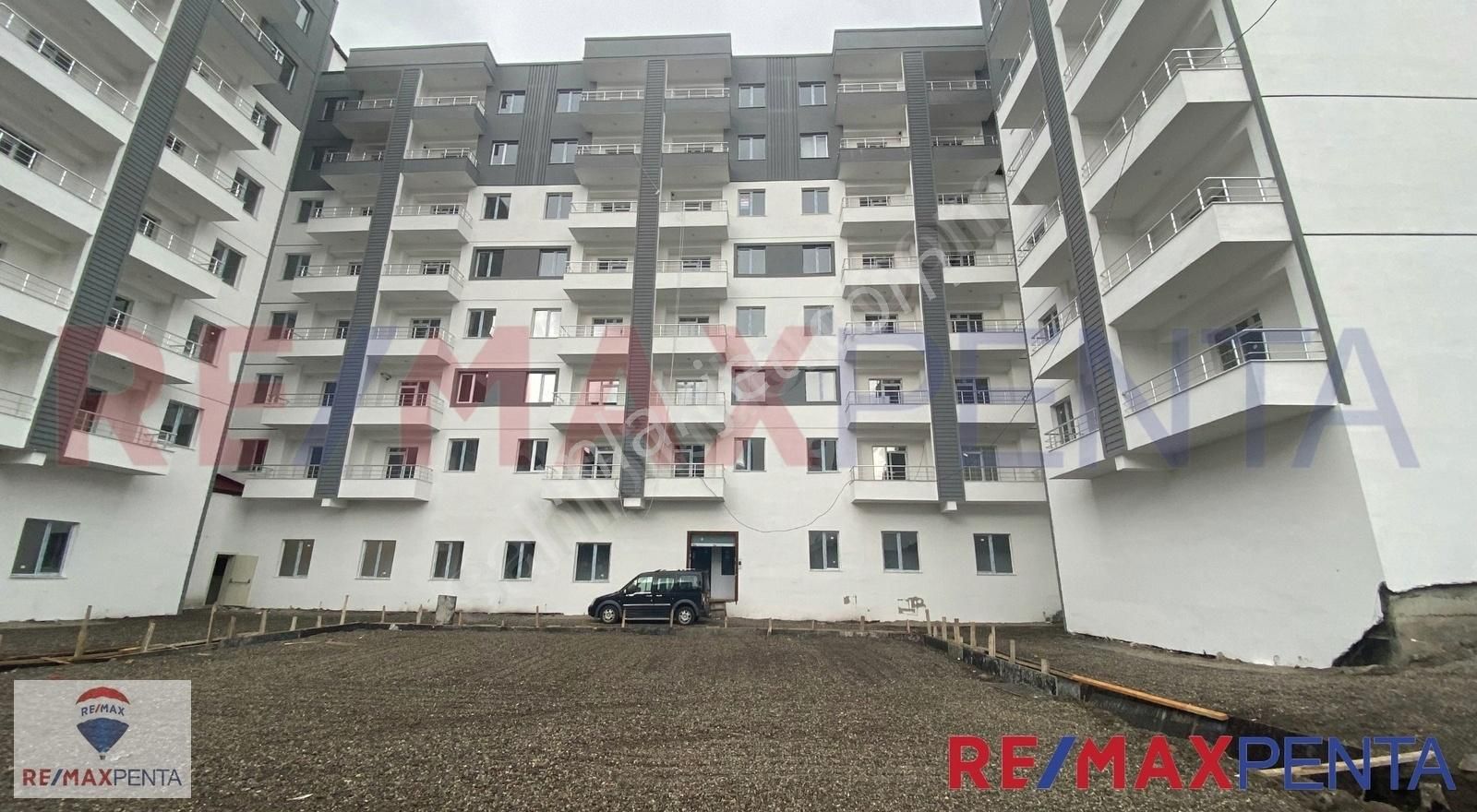 Palandöken Hüseyin Avni Ulaş Satılık Daire REMAX PENTA'DAN YILDIZKENT'TE 1+1 LÜKS SATILIK DAİRE