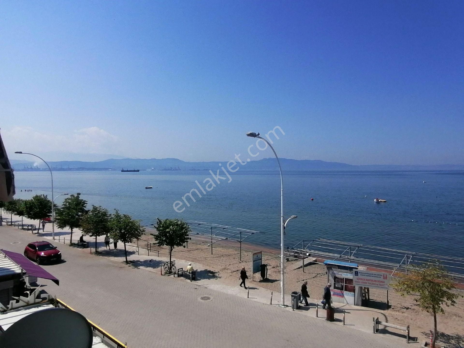 Gemlik Kumla Satılık Daire KUMLA KONAK EMLAK'TAN SATILIK DENİZE CEPHE DAİRE 