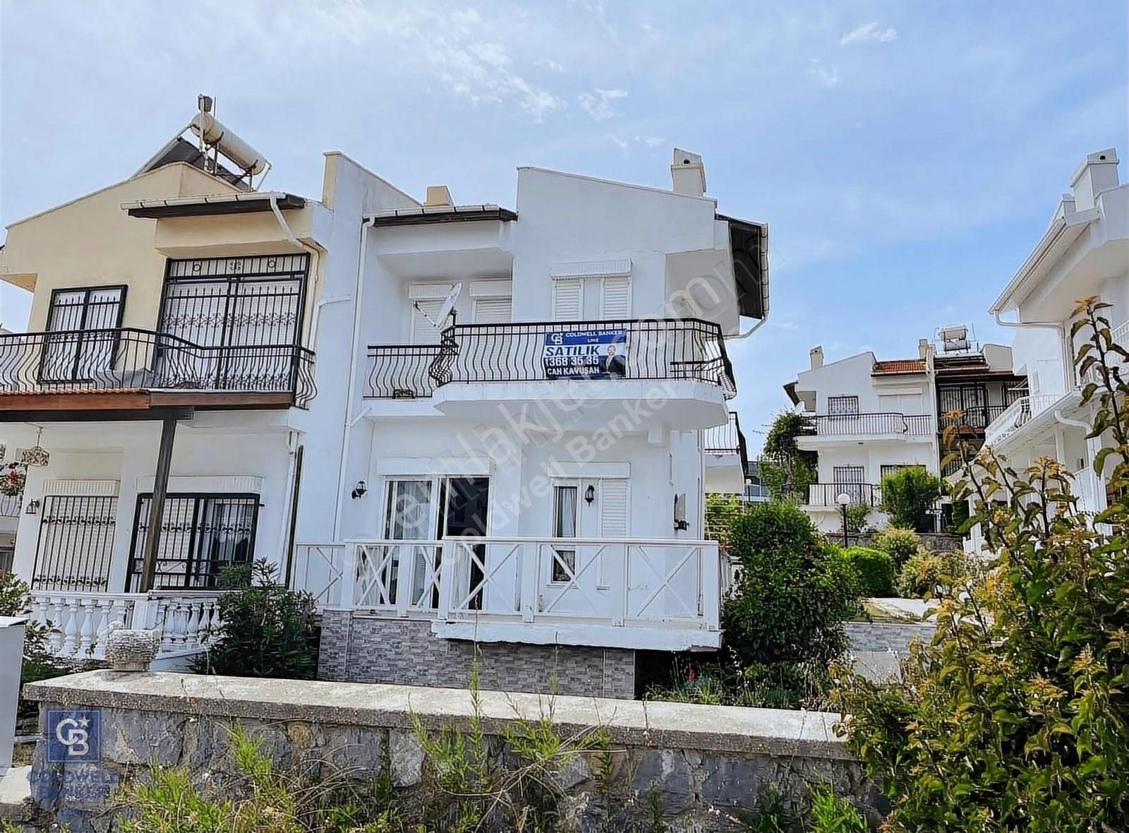 Çeşme Üniversite Satılık Villa Çeşme Dalyan'da Satılık 3+1 Villa