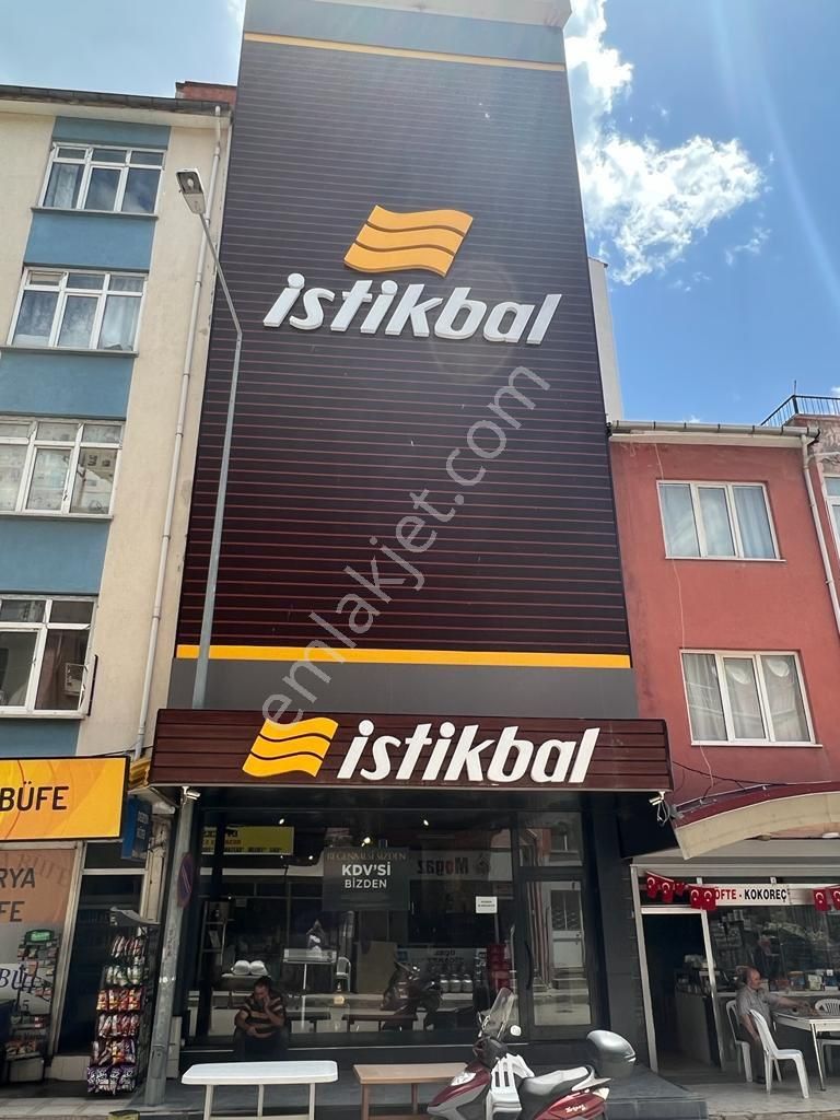 Sandıklı Çay Satılık Bina SATILIK KOMPLE TİCARİ İŞYERİ MAĞAZA BİNASI