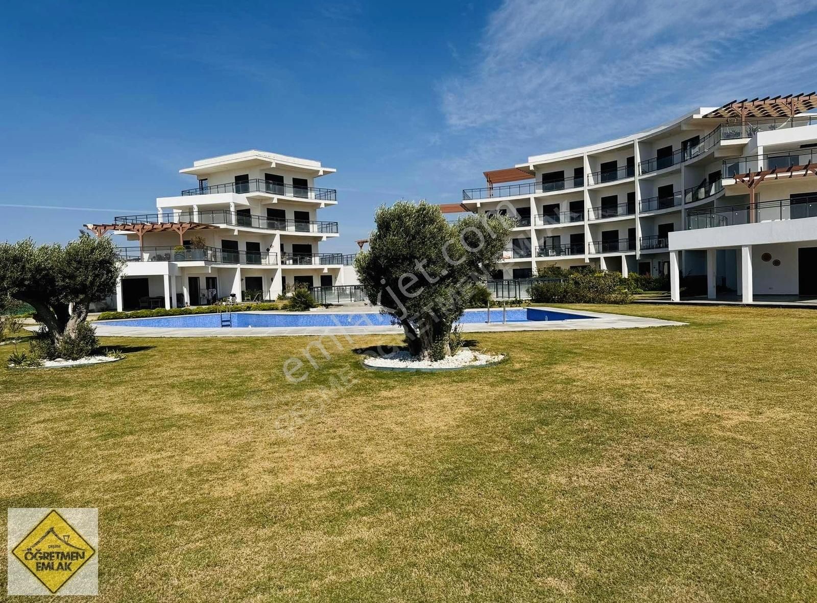 Muhteşem Deniz Manzaralı 2 Oda 1 Salon Geniş Bir Balkonlu Daire - Görsel 10