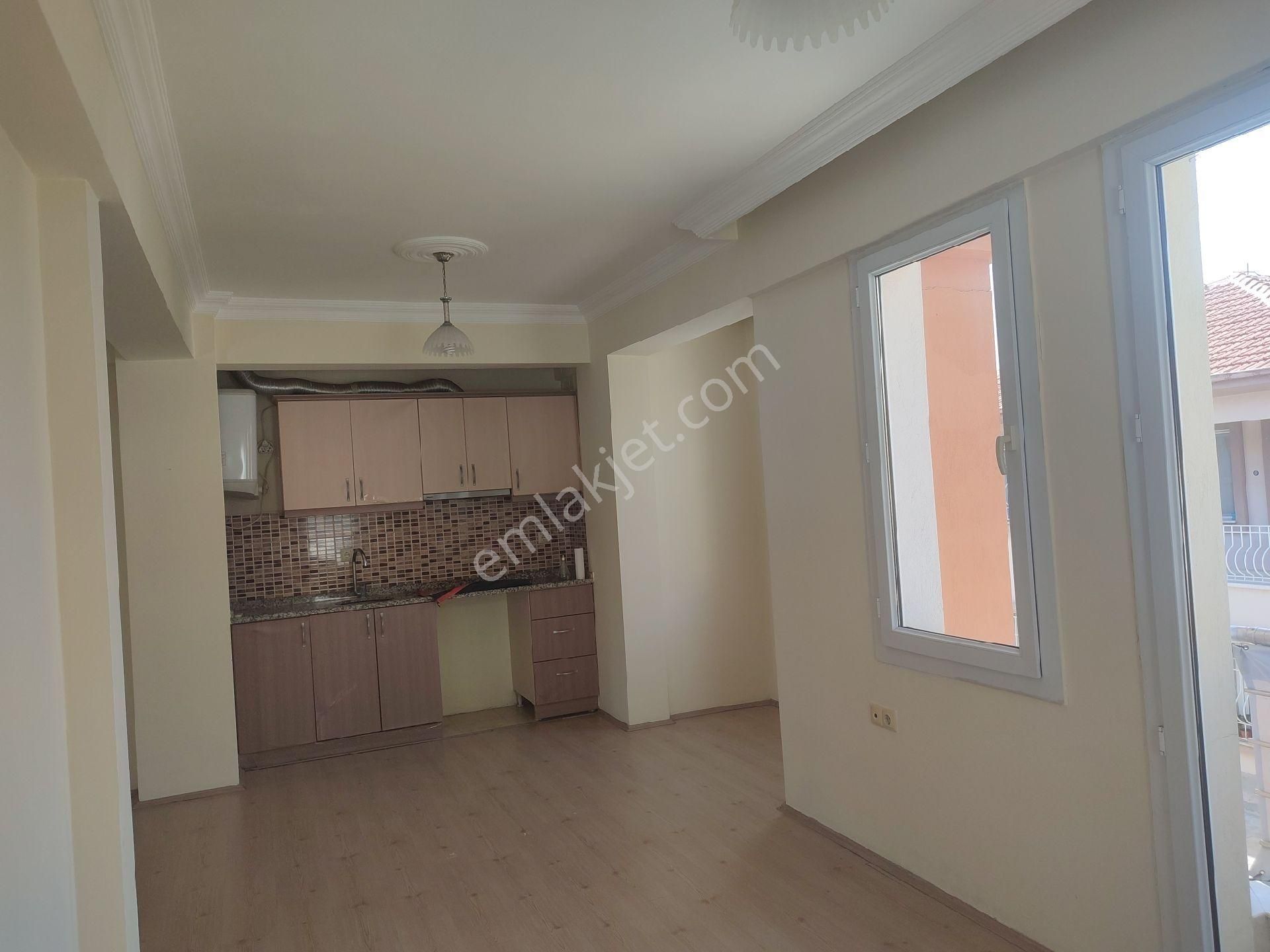 Milas Hisarbaşı Hoca Bedrettin Kiralık Daire Milas merkezde kiralık 1 artı bir temiz daire 