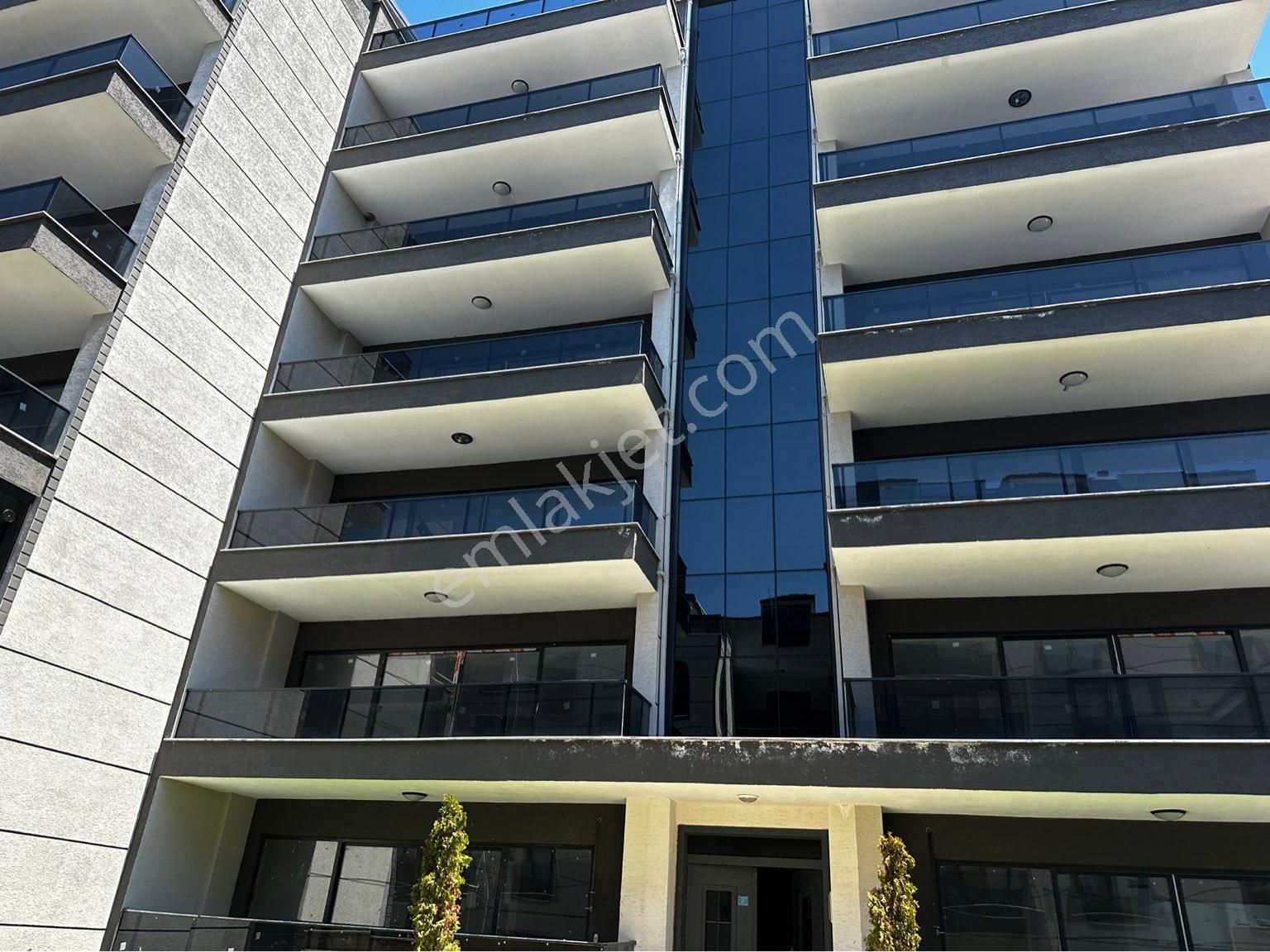 Tırpan Gayrimenkulden Halitpaşada 3+1 140m2 Lüx Havuzlu Satılık Daire - Görsel 25