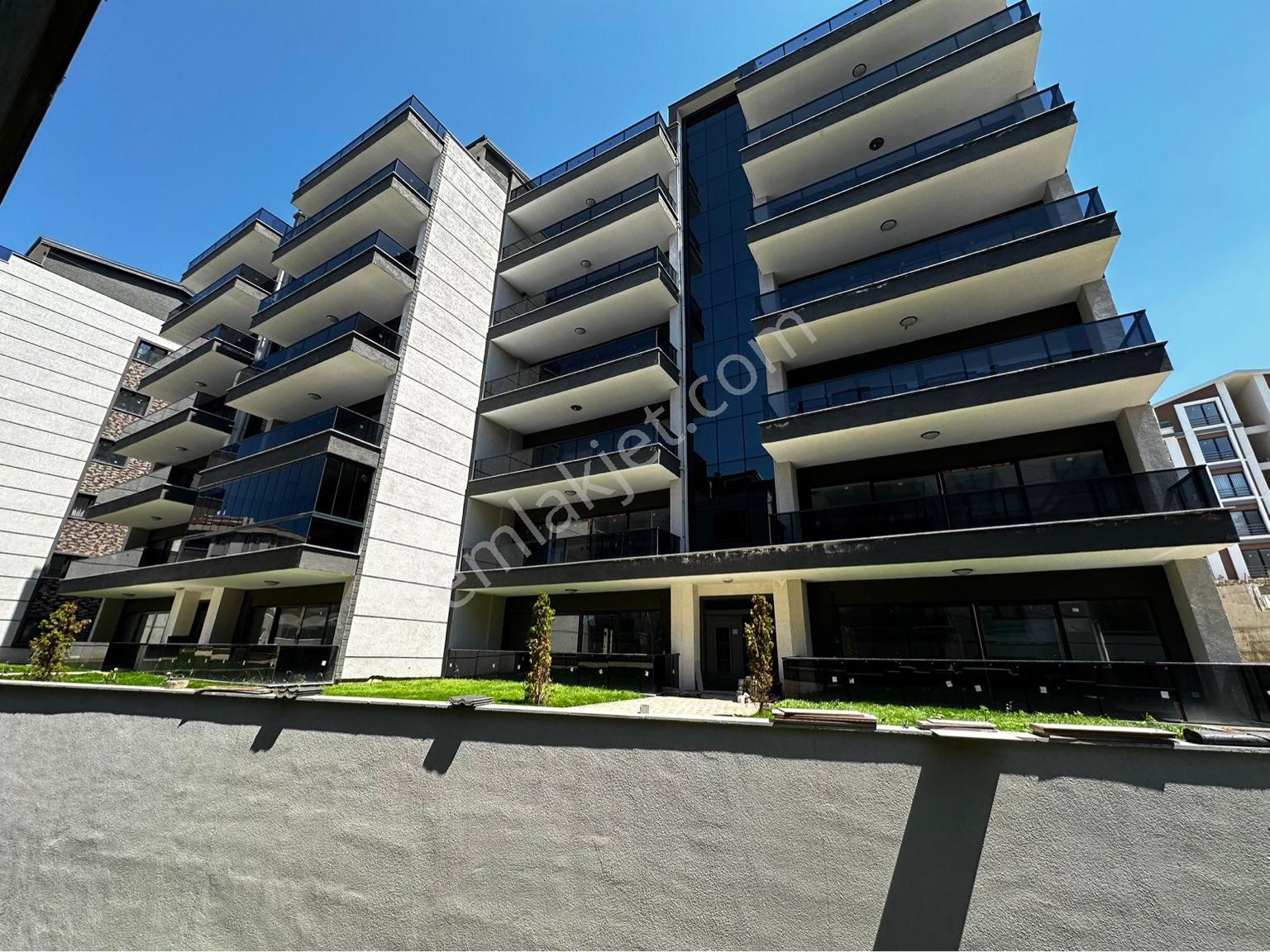 Tırpan Gayrimenkulden Halitpaşada 3+1 140m2 Lüx Havuzlu Satılık Daire - Görsel 24