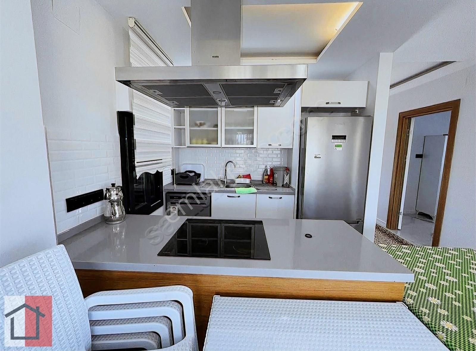 Kuşadası Davutlarda Havuzlu Sitede Tek Müstakil Villa - Görsel 11