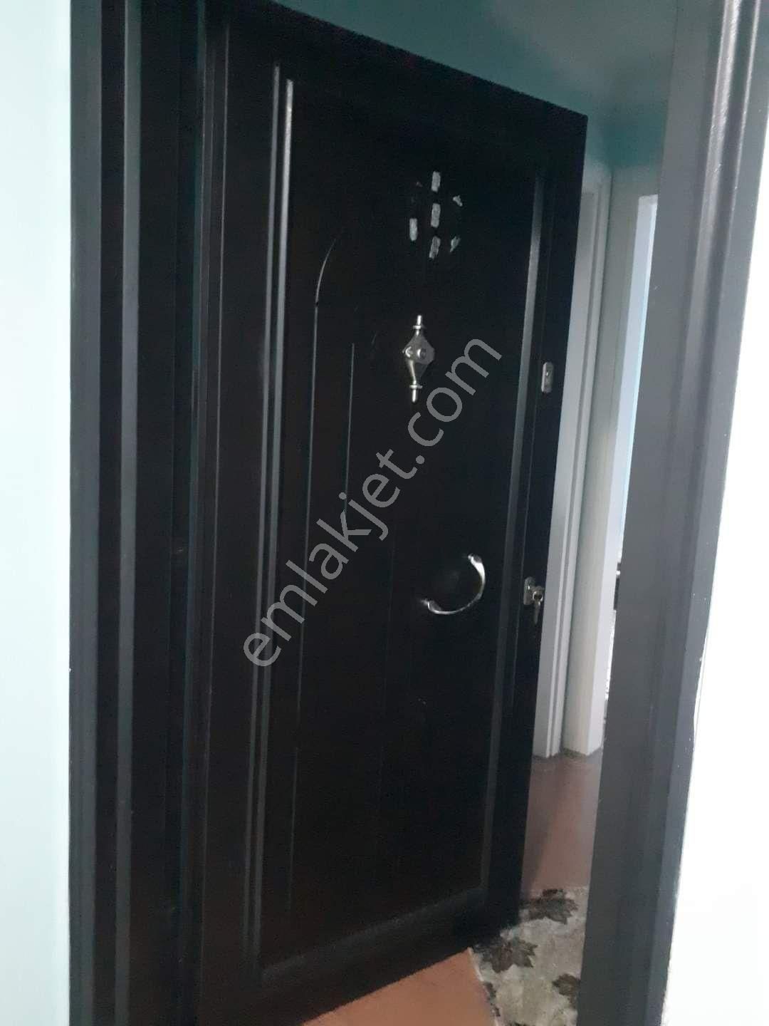 Çitlenbik Sağlık Ocağın Dibi Satılık 3 Katlı Bina - Görsel 2