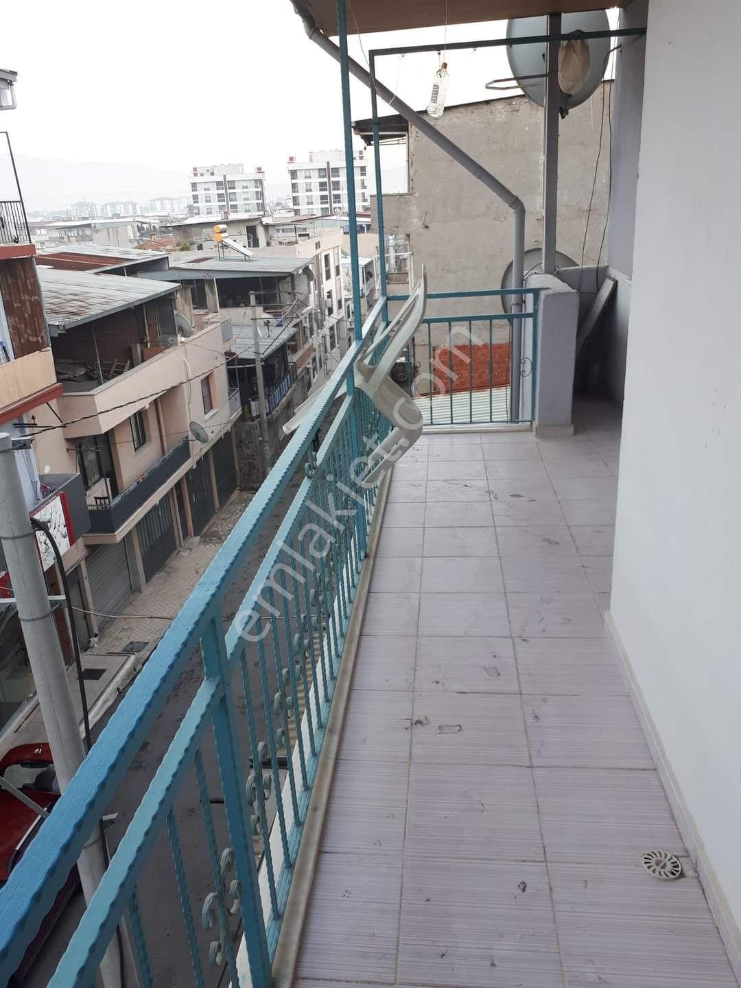 Çitlenbik Sağlık Ocağın Dibi Satılık 3 Katlı Bina - Görsel 11