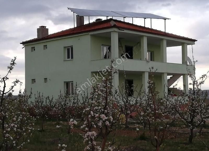 Niğde Merkez Edikli Bld. (Hürriyet) Satılık Çiftlik Evi NİĞDE MERKEZE YAKIN KONUMDA SATILIK ÇİFTLİK