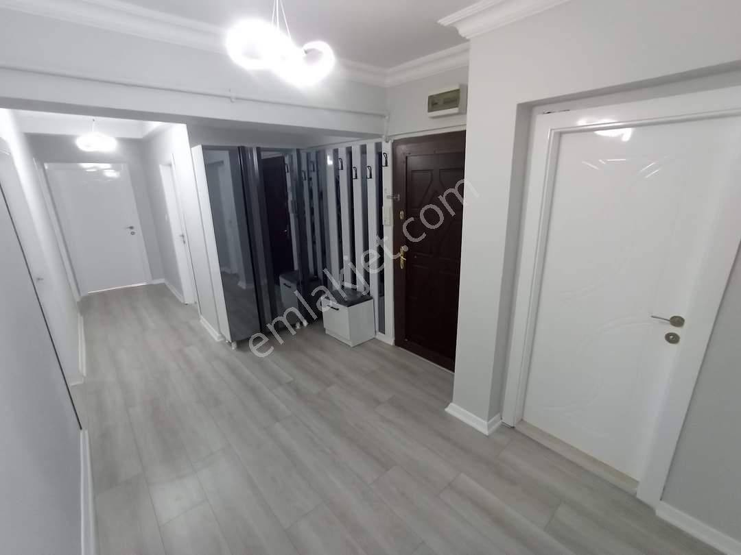 Sincan Andiçen Satılık Daire  SİCAN DA  ANDİÇENDE FULL YAPILI FIRSAT ASANSÖRLÜ  KATTA 3+1 DAİRE