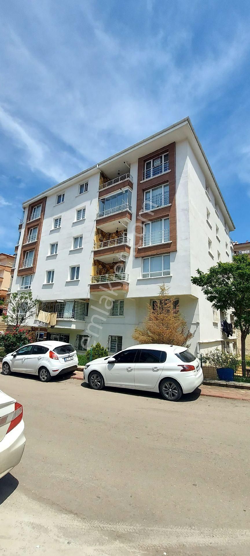 Keçiören Atapark Kiralık Daire KEÇİÖREN  ATAPARKTA 3+1 FULL YAPILI DAİRE