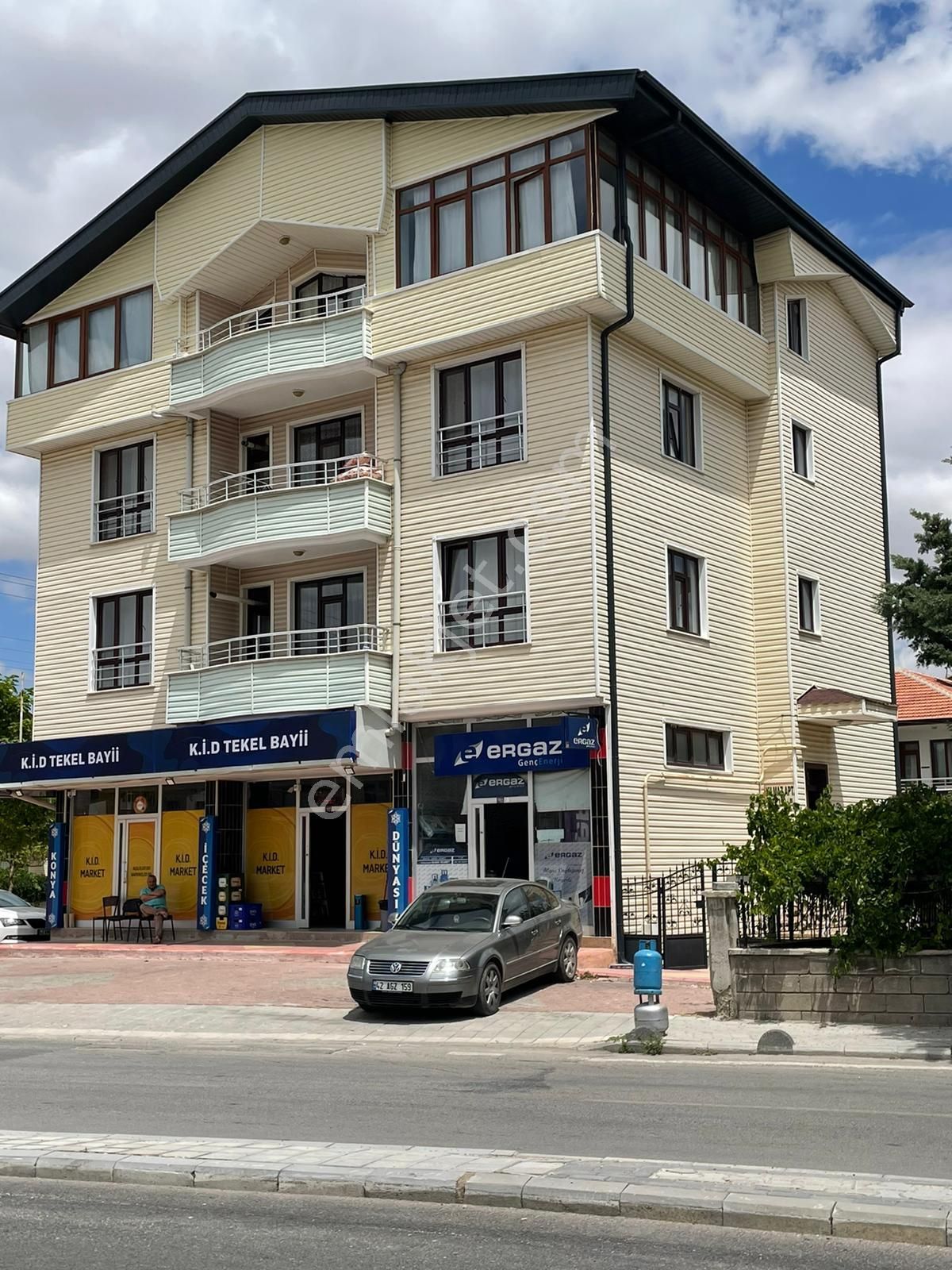 Selçuklu Buhara Satılık Müstakil Ev İSMAİL KAYA CADDESİNDE SATILIK KOMPLE BİNA