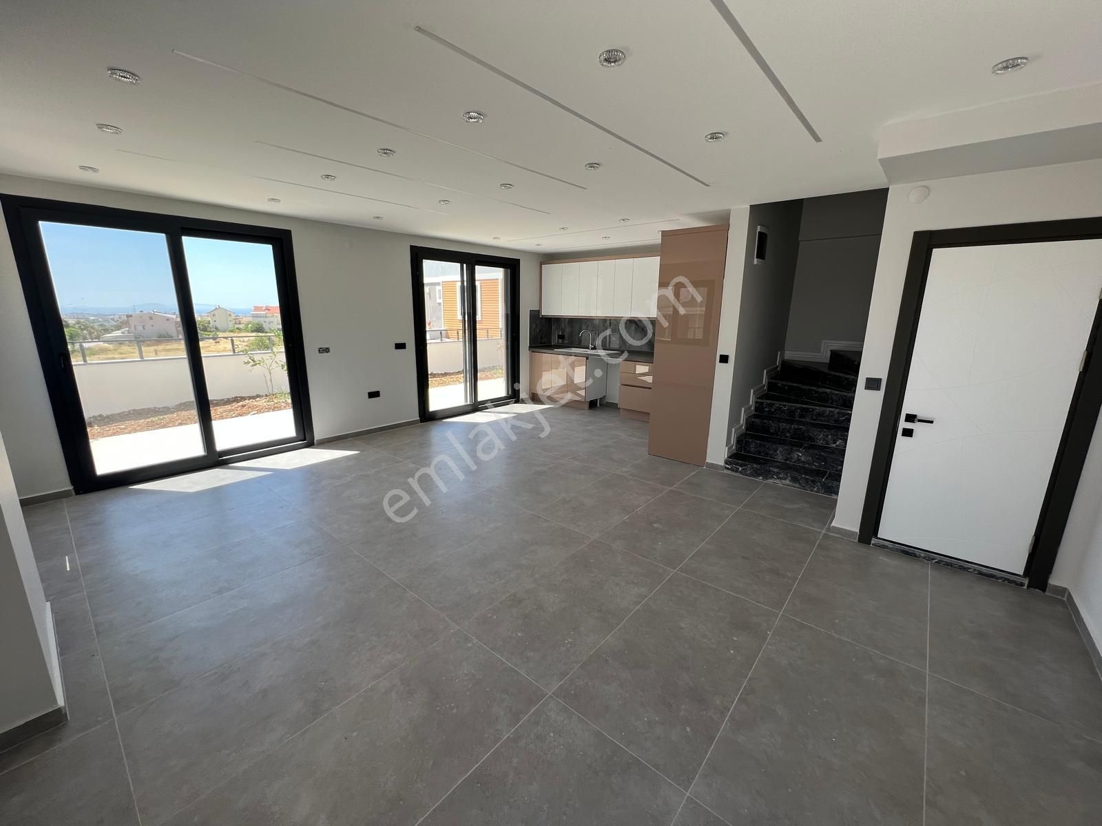 Didim Hisar Mahallesi Satılık 3+1 Bahçeli Müstakil Villa - Görsel 4